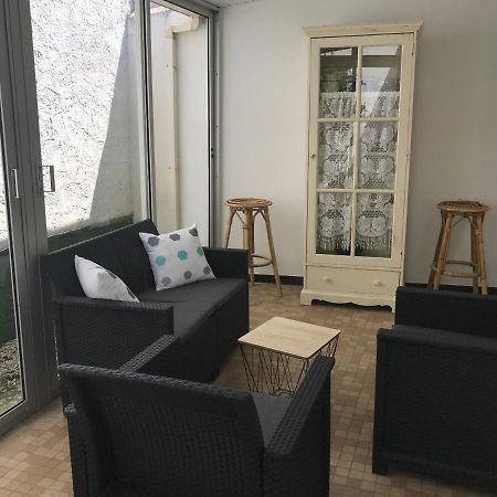 Maison La Tranche-sur-Mer, 1 pièce, 3 personnes - FR-1-22-176 Extérieur photo