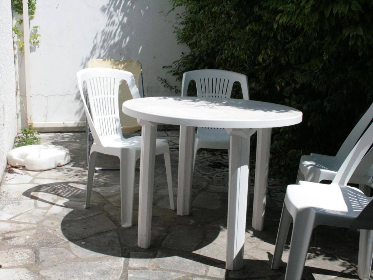 Maison La Tranche-sur-Mer, 1 pièce, 3 personnes - FR-1-22-176 Extérieur photo